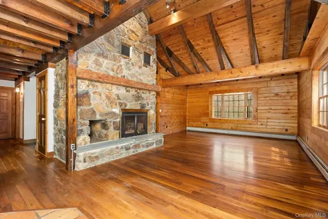 117 S Quaker Hill Road Pawling NY 12564