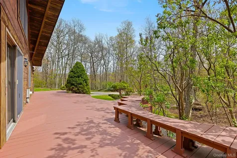 117 S Quaker Hill Road Pawling NY 12564