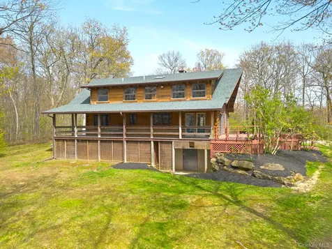 117 S Quaker Hill Road Pawling NY 12564