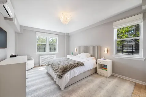 3725 Henry Hudson Parkway W Bronx NY 10463