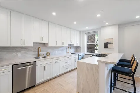 3725 Henry Hudson Parkway W Bronx NY 10463