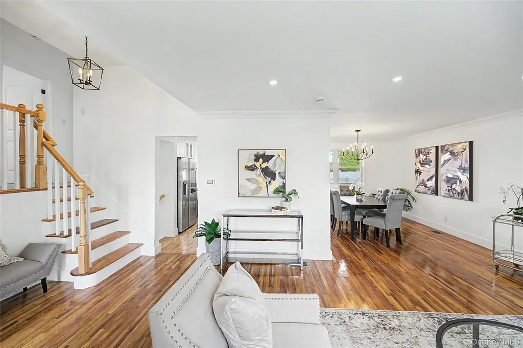 51 Stephen Street Levittown NY 11756