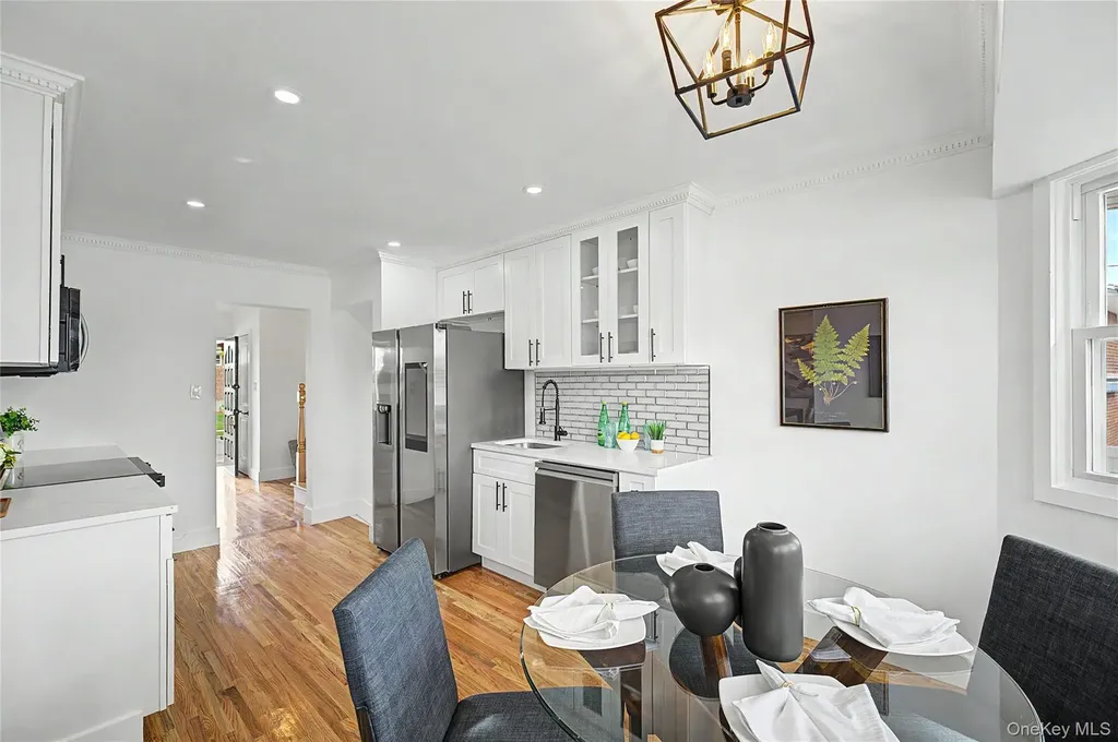 51 Stephen Street Levittown NY 11756