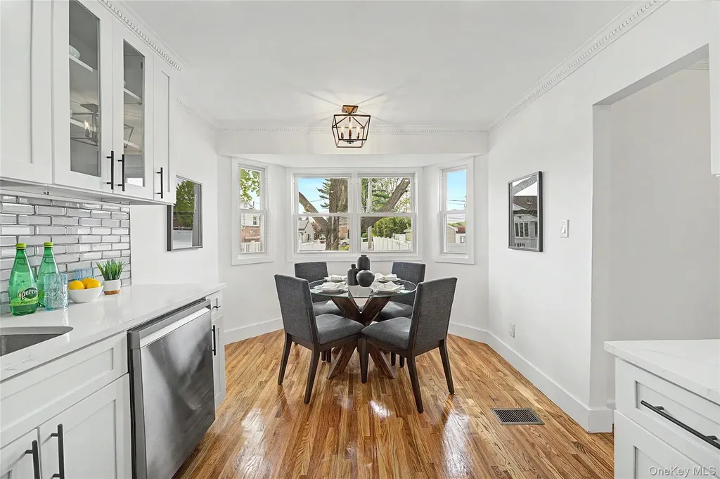 51 Stephen Street Levittown NY 11756