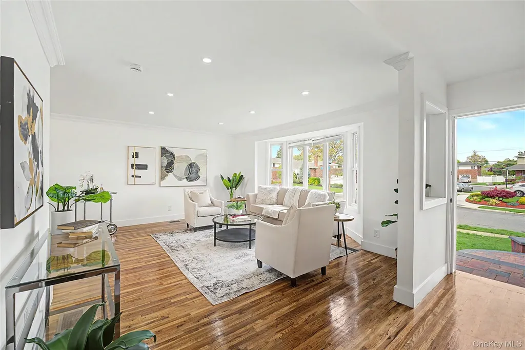 51 Stephen Street Levittown NY 11756