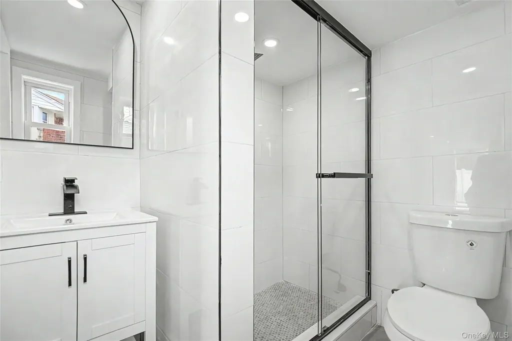 51 Stephen Street Levittown NY 11756