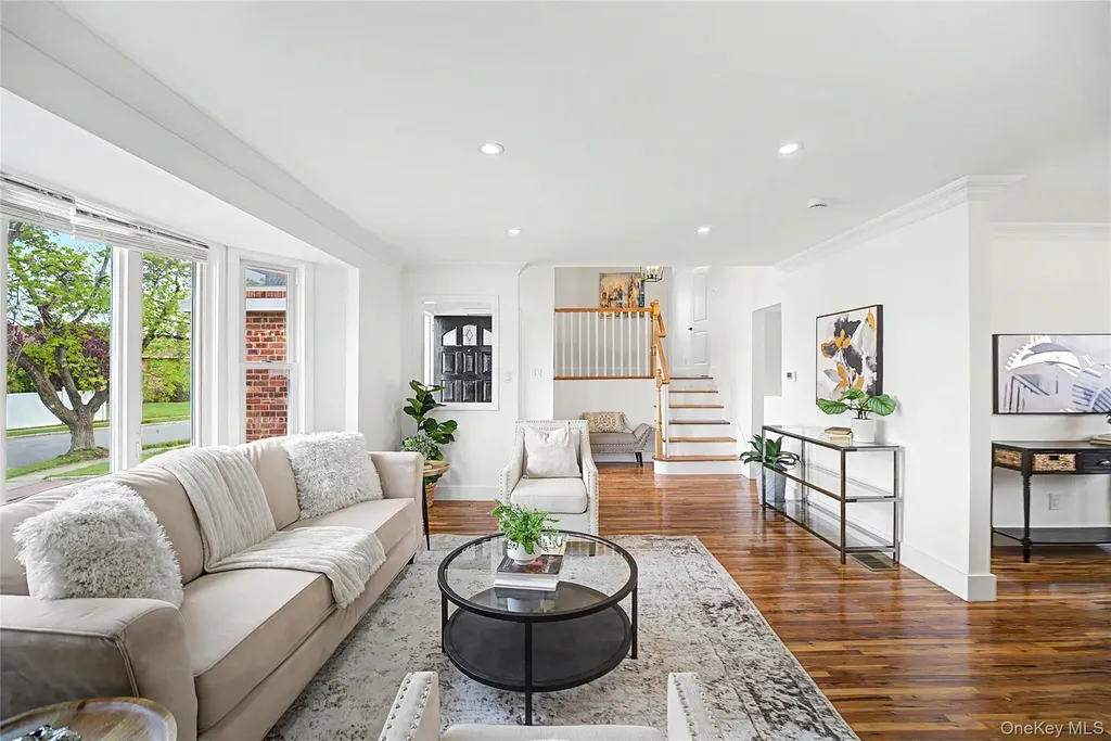 51 Stephen Street Levittown NY 11756