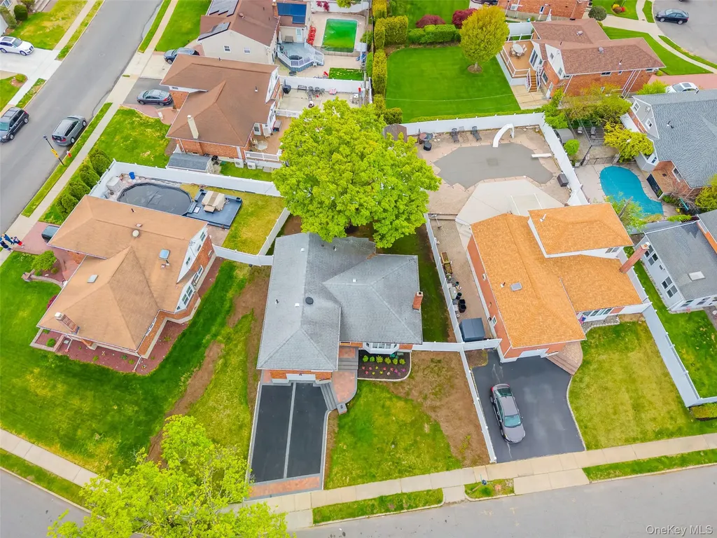 51 Stephen Street Levittown NY 11756