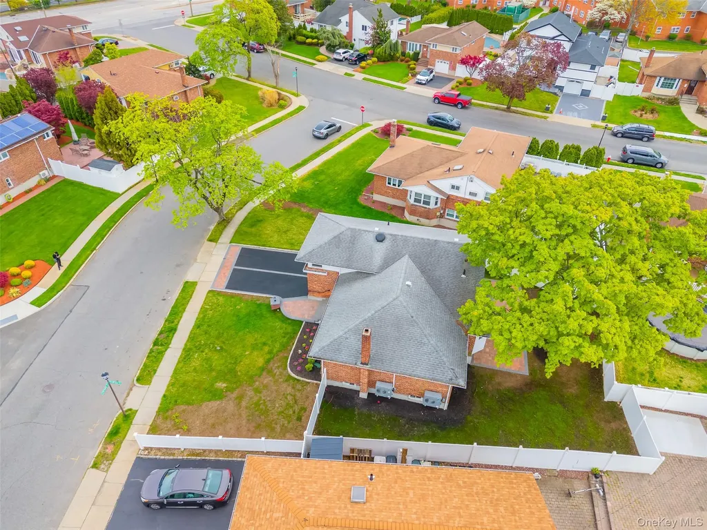 51 Stephen Street Levittown NY 11756