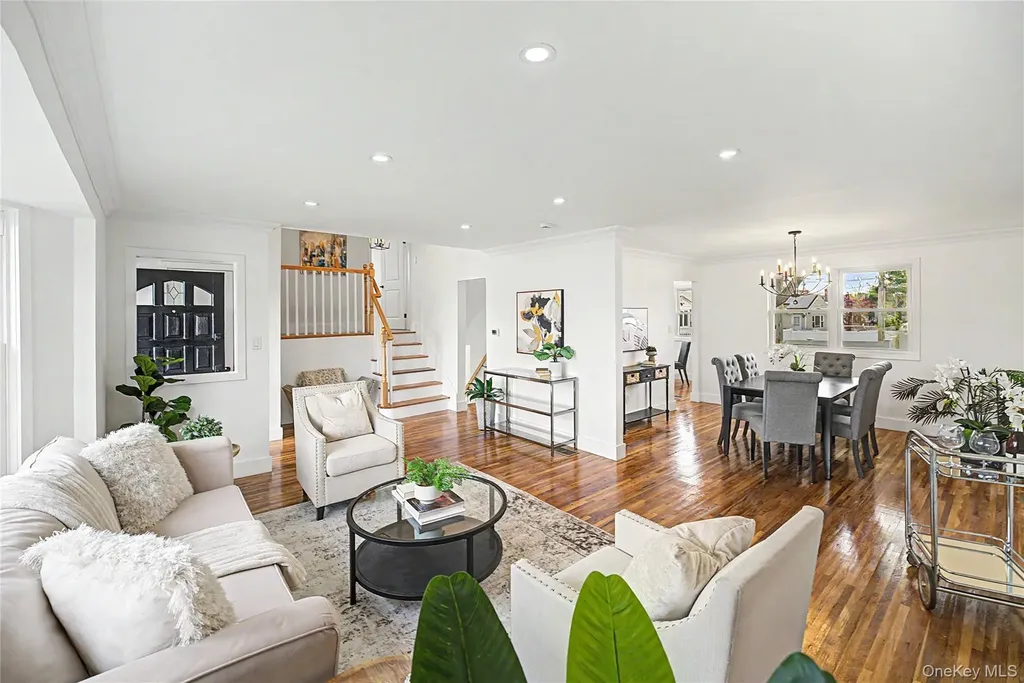 51 Stephen Street Levittown NY 11756