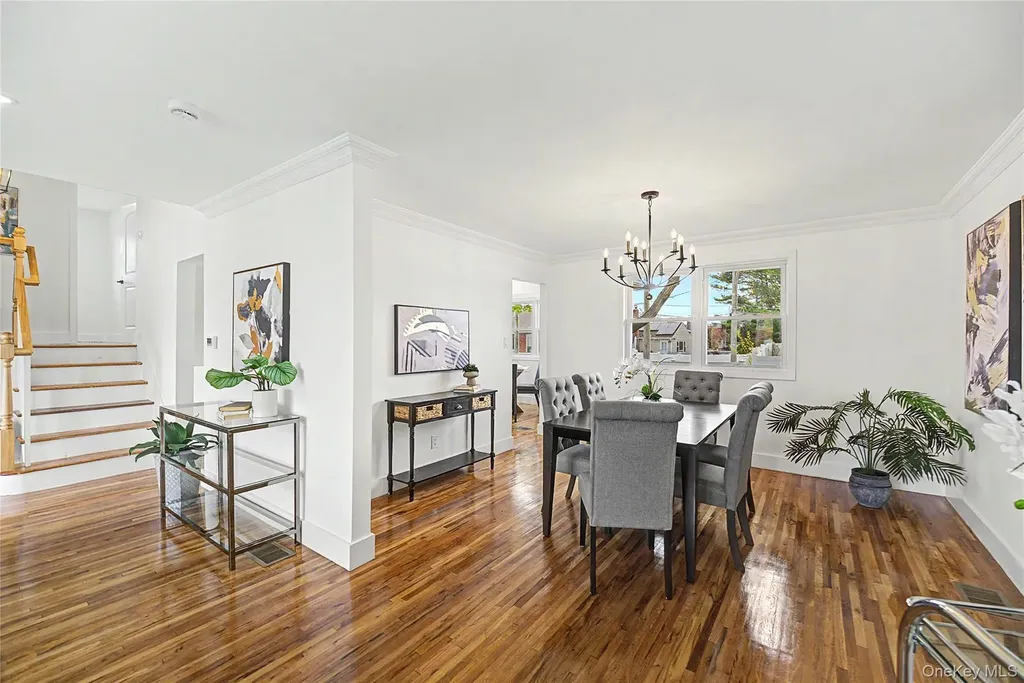 51 Stephen Street Levittown NY 11756