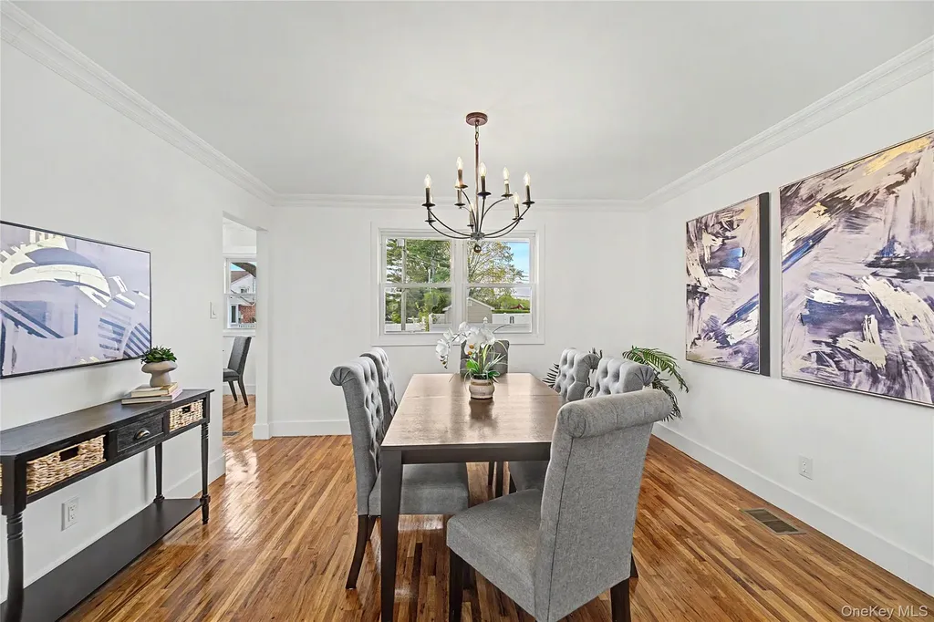 51 Stephen Street Levittown NY 11756