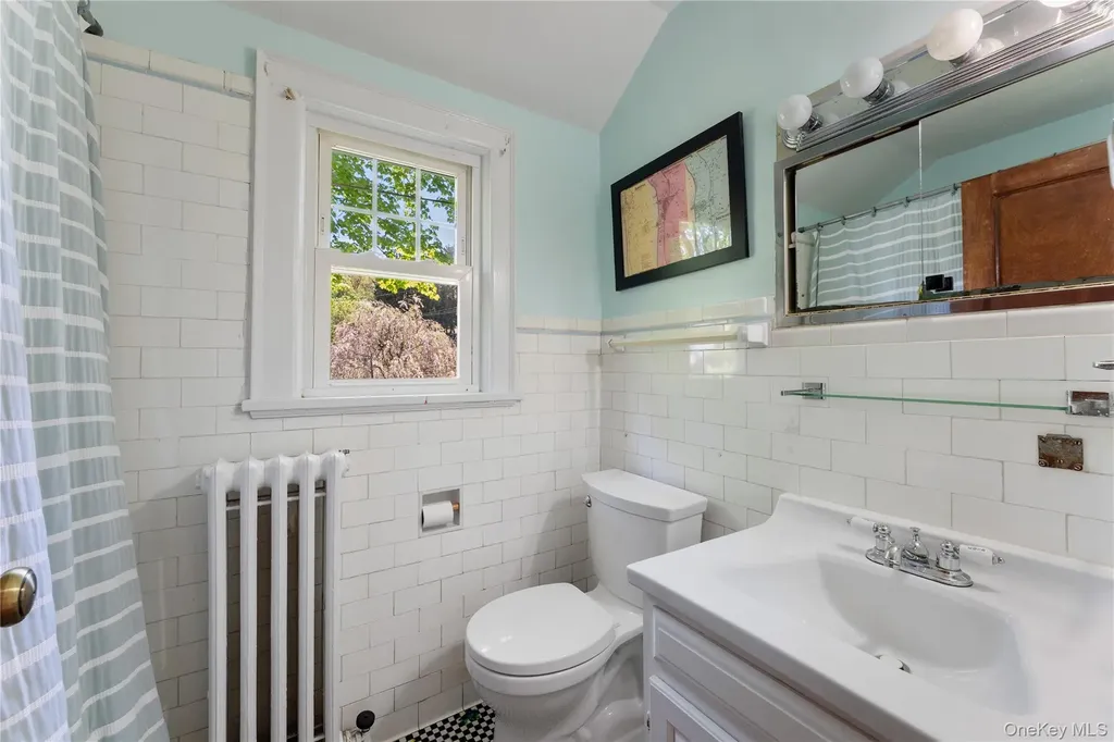 81 Walgrove Avenue Dobbs Ferry NY 10522