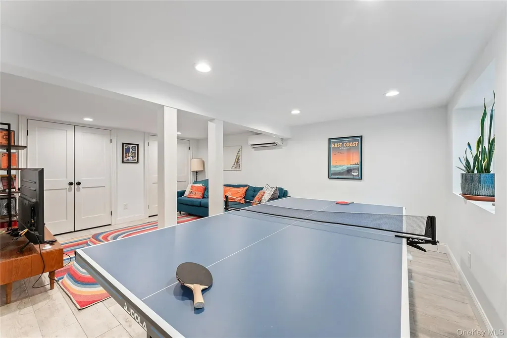 81 Walgrove Avenue Dobbs Ferry NY 10522