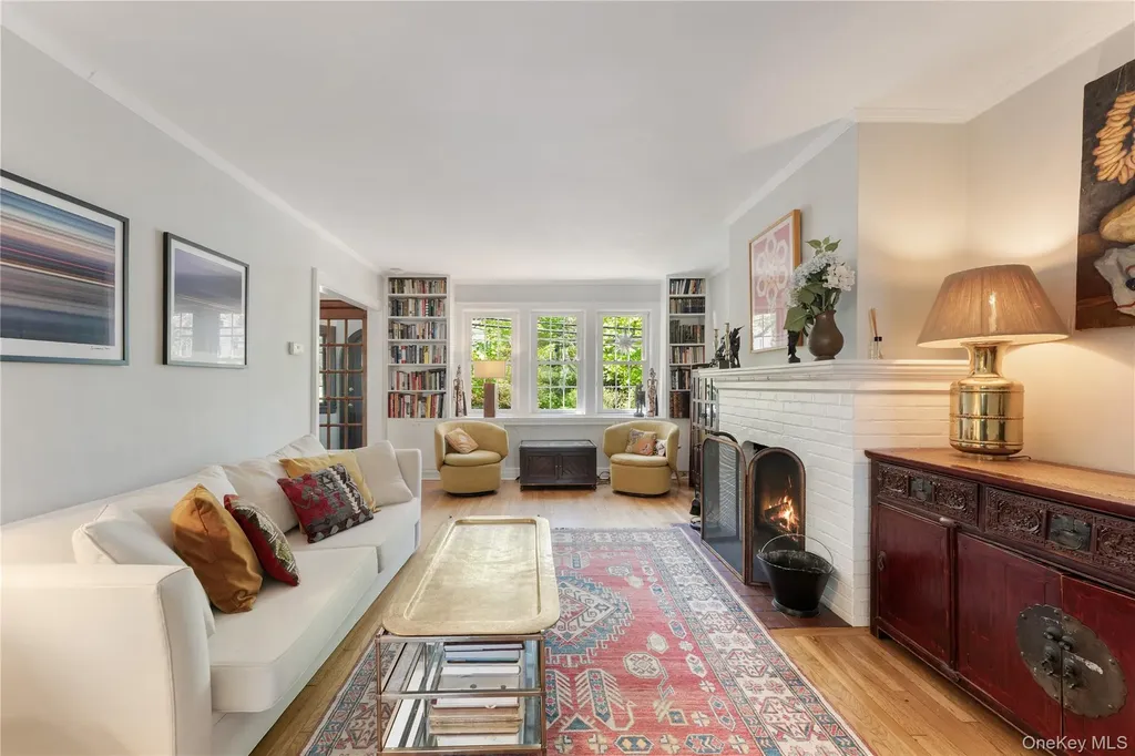 81 Walgrove Avenue Dobbs Ferry NY 10522