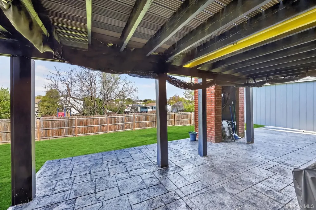 122 Rolling Meadows Road Middletown NY 10940