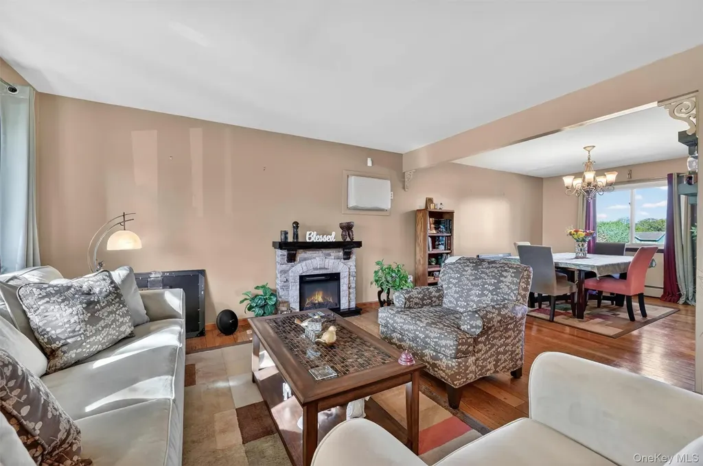 122 Rolling Meadows Road Middletown NY 10940
