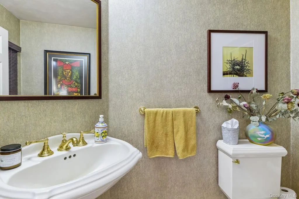 46 O'connell Court Great River NY 11739