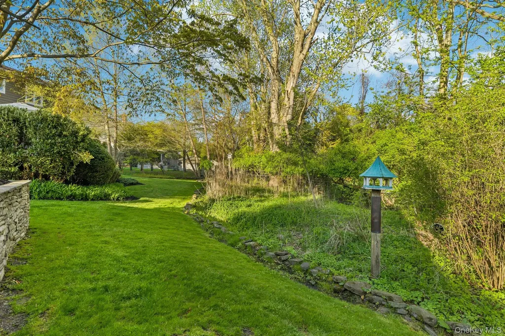 46 O'connell Court Great River NY 11739