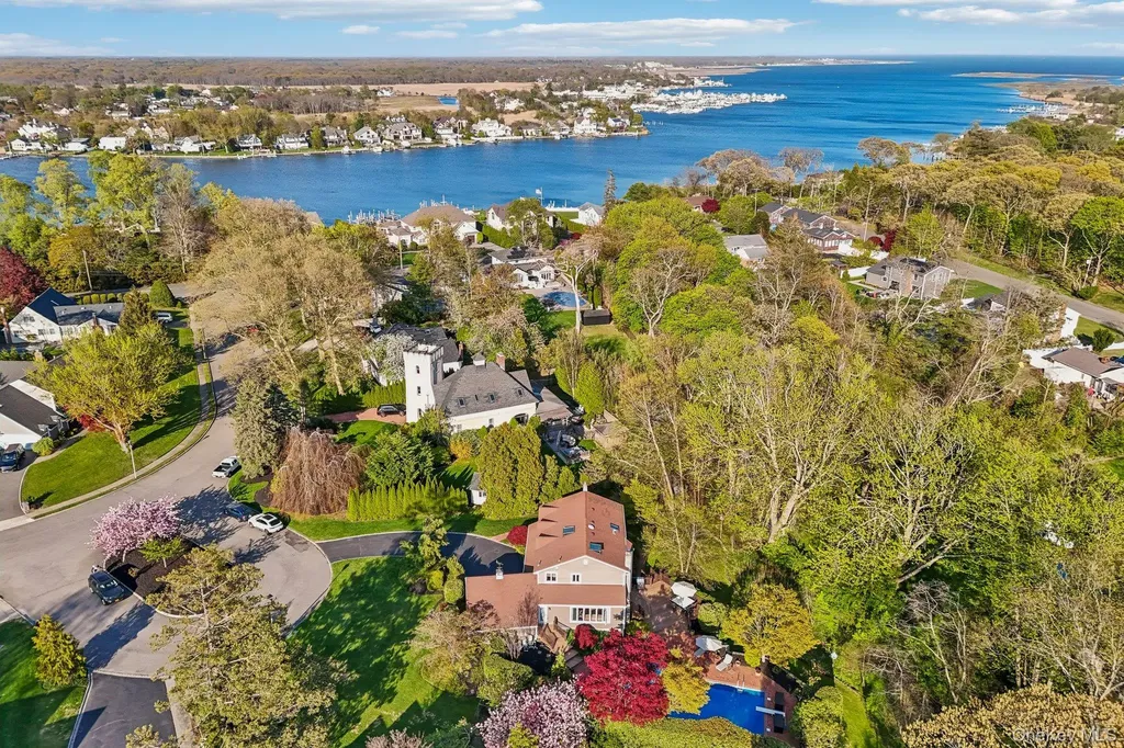 46 O'connell Court Great River NY 11739