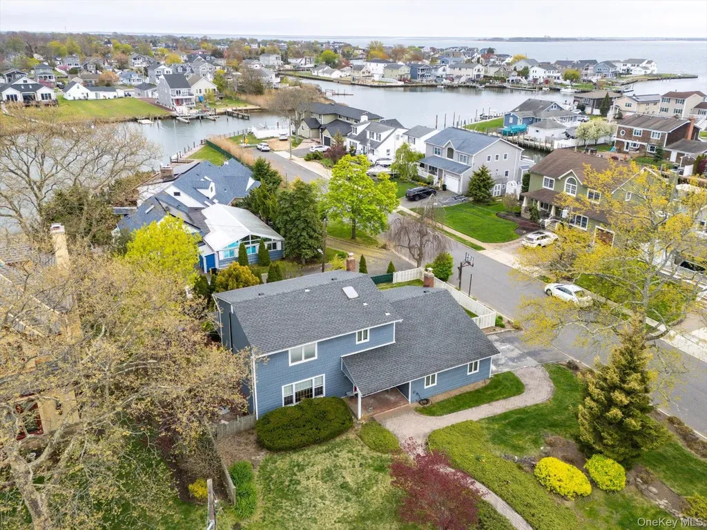 142 E Shore Drive Massapequa NY 11758