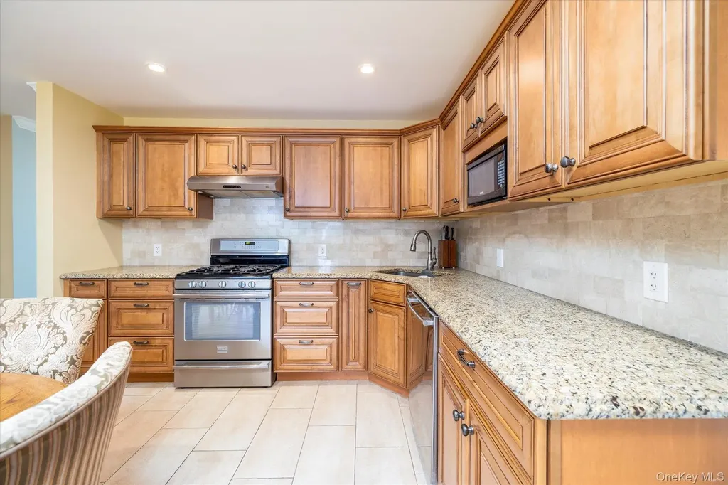 142 E Shore Drive Massapequa NY 11758