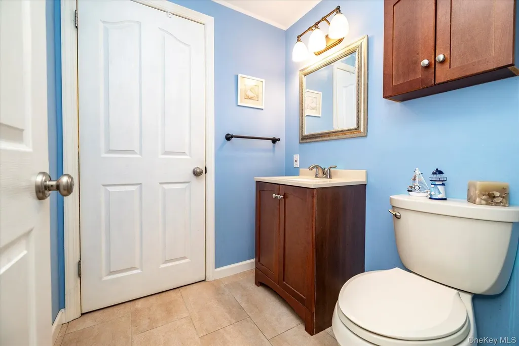 142 E Shore Drive Massapequa NY 11758