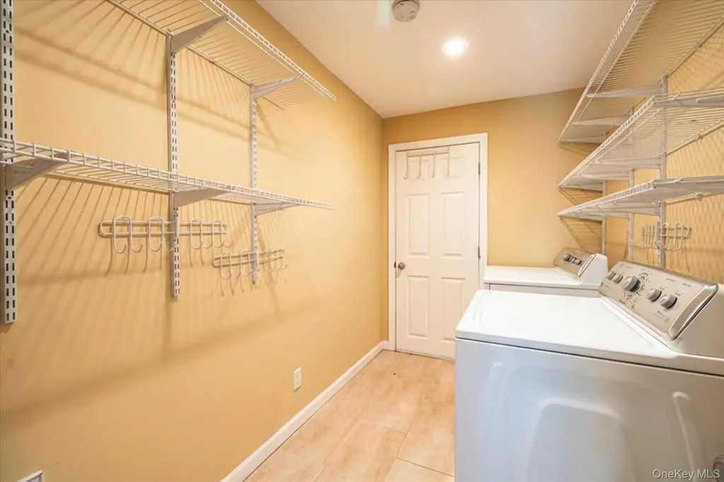 142 E Shore Drive Massapequa NY 11758