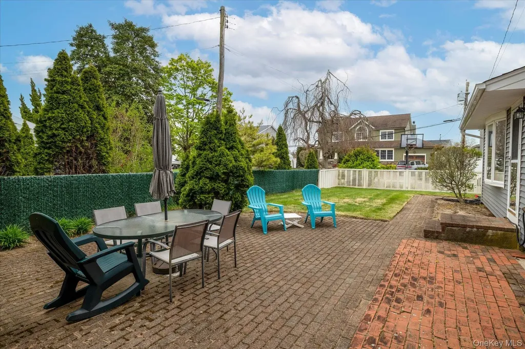 142 E Shore Drive Massapequa NY 11758