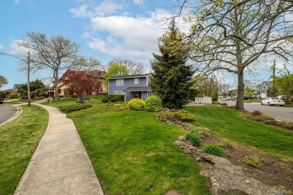 142 E Shore Drive Massapequa NY 11758