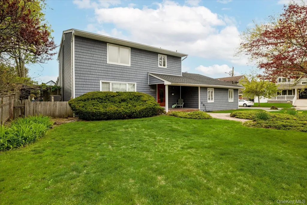 142 E Shore Drive Massapequa NY 11758