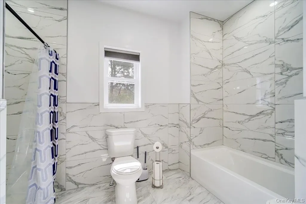 68 Picadilly Circle Rock Hill NY 12775