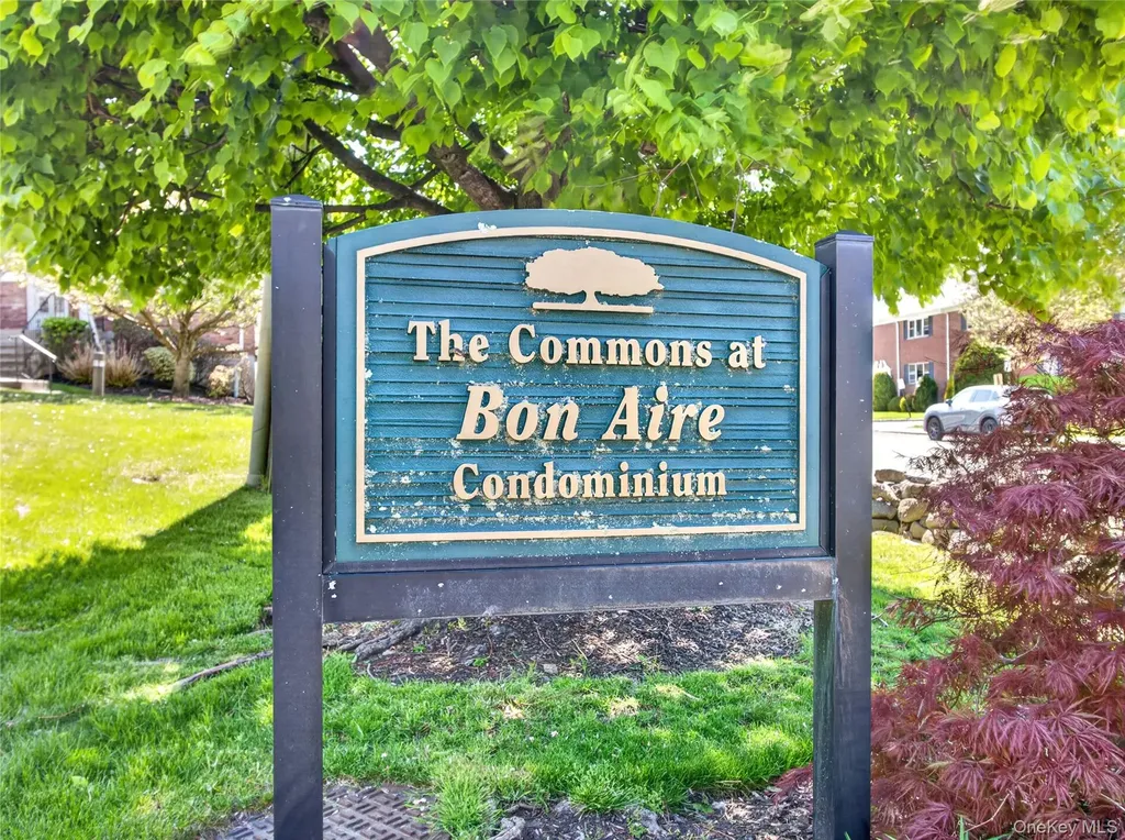 68 Bon Aire Circle Suffern NY 10901