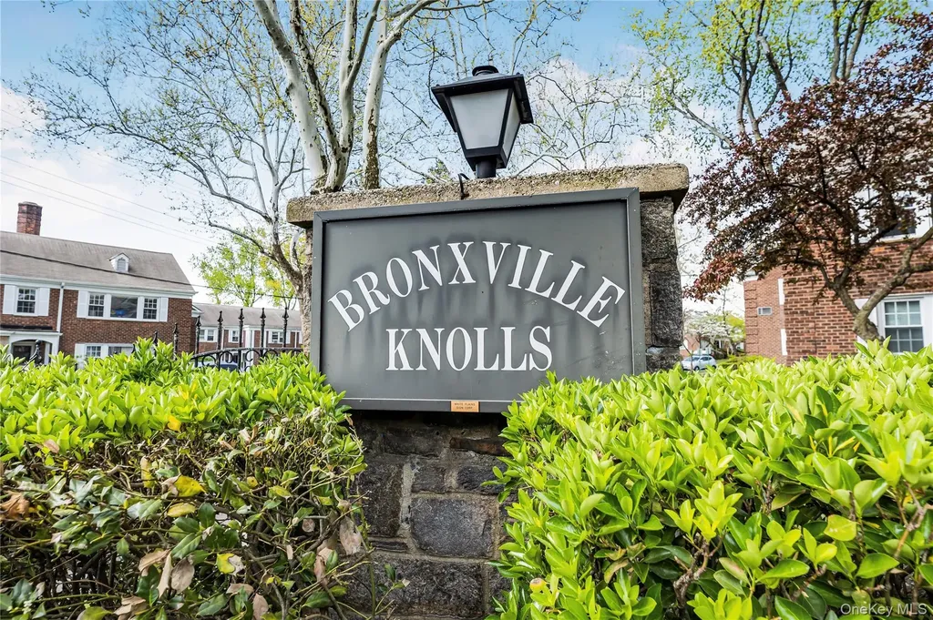 71 Lawrence Park Crescent Bronxville NY 10708