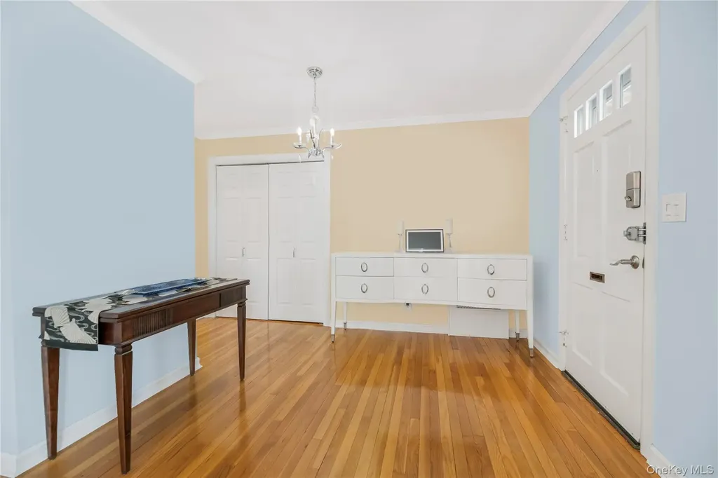 71 Lawrence Park Crescent Bronxville NY 10708