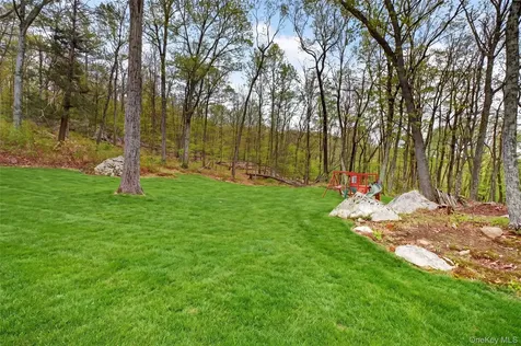 55 Twilight Lane Putnam Valley NY 10579