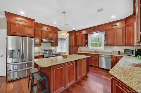 55 Twilight Lane Putnam Valley NY 10579