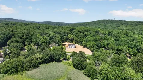 592 Ludingtonville Road Holmes NY 12531