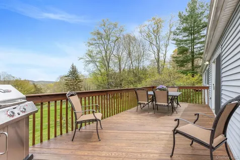 29 Hilltop Drive North Salem NY 10560