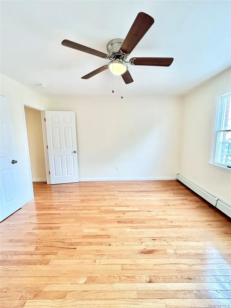 164 Rossiter Avenue Yonkers NY 10701