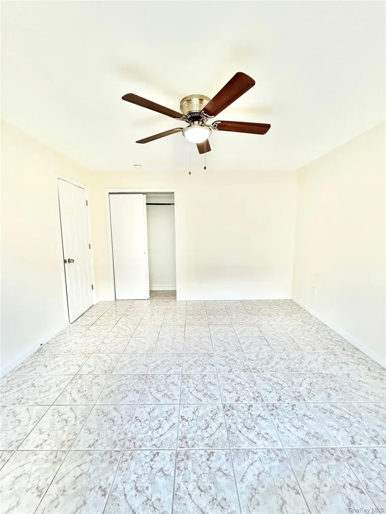 164 Rossiter Avenue Yonkers NY 10701