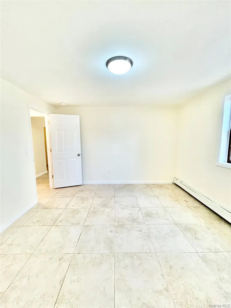 164 Rossiter Avenue Yonkers NY 10701