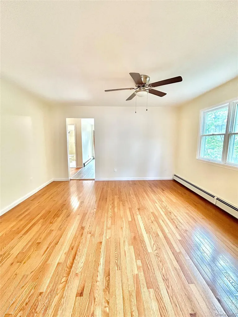 164 Rossiter Avenue Yonkers NY 10701