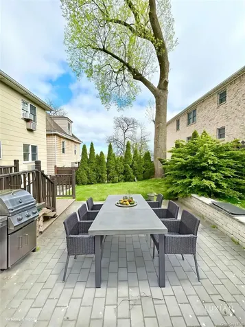 164 Rossiter Avenue Yonkers NY 10701
