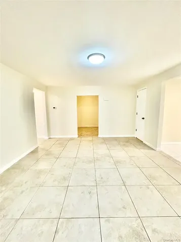 164 Rossiter Avenue Yonkers NY 10701