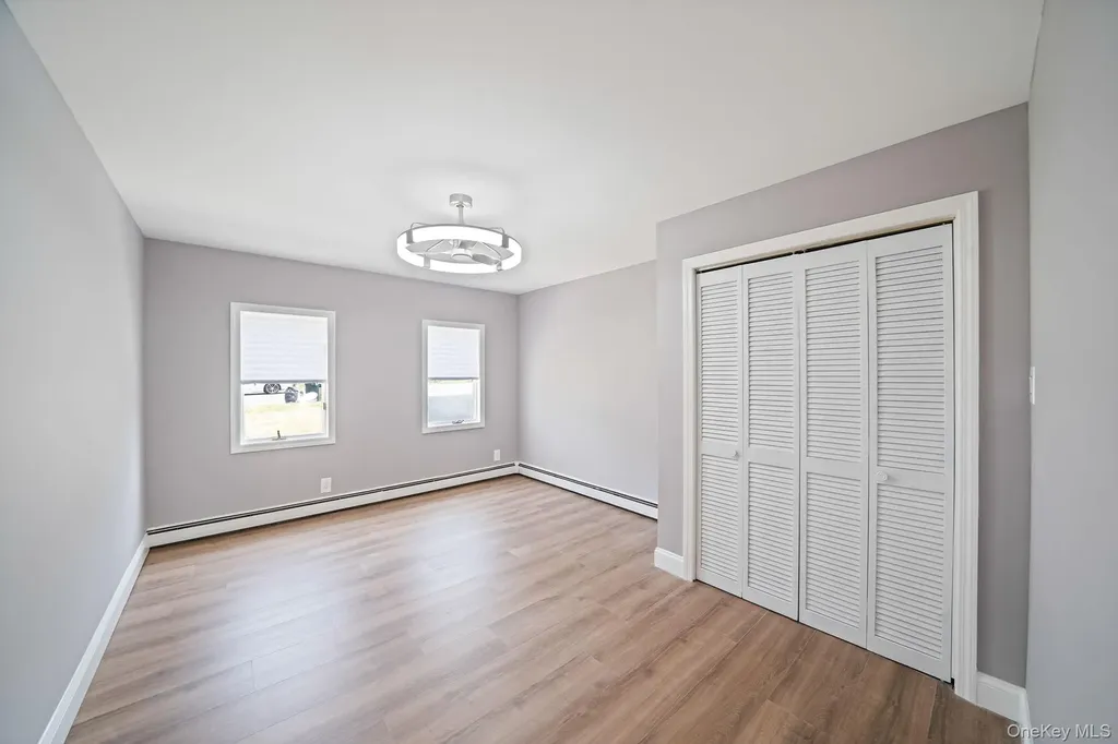 94 Rosemary Lane Centereach NY 11720
