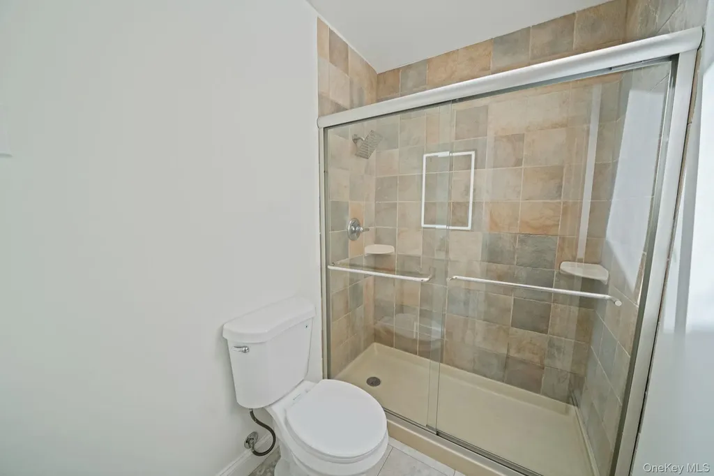 94 Rosemary Lane Centereach NY 11720