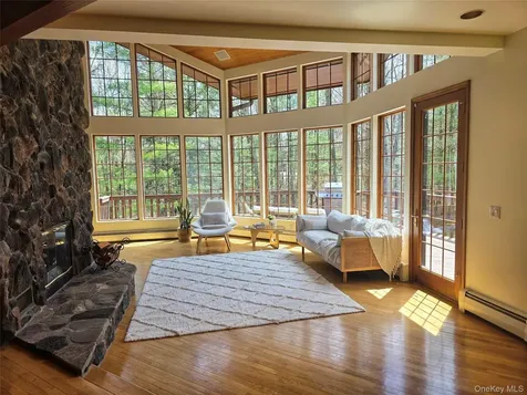 456 Old Sackett Road Rock Hill NY 12775
