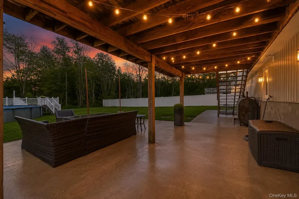 100 Fairmont Road Mahopac NY 10541