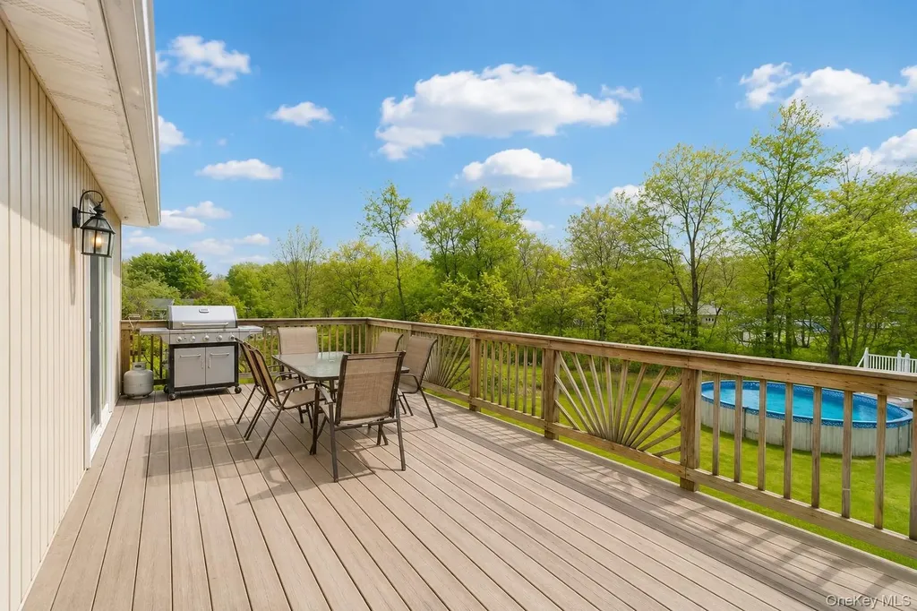 100 Fairmont Road Mahopac NY 10541